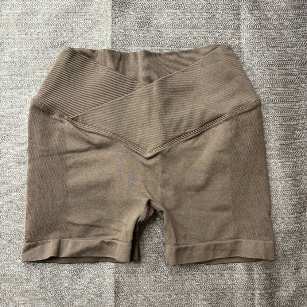 Athletic shorts